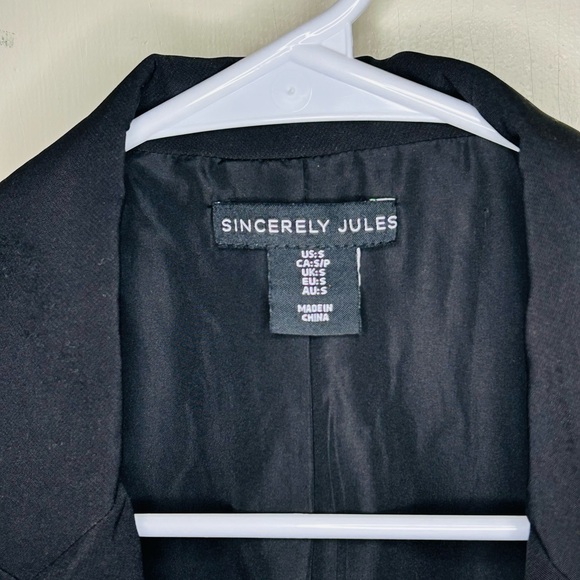 Blazer black 🌹 - Picture 3 of 7